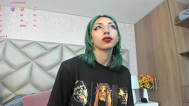 Im gaia online show from 12/01/25, 12:32