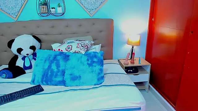 Edelaine rogers online show from 02/12/26, 01:33