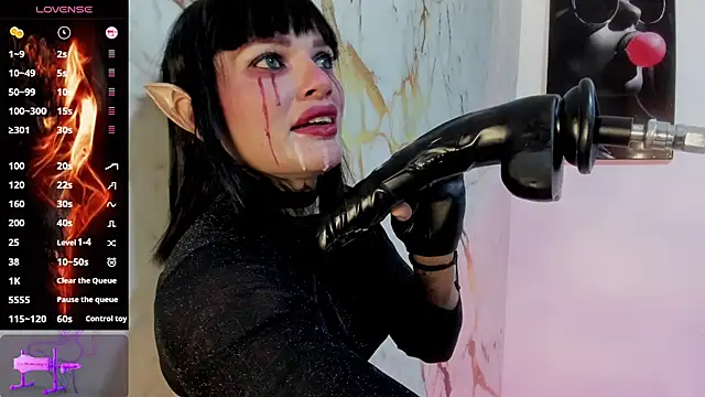 Snapshot of la_mazona chatting on 12/04/25, 07:33 la mazona online show from 12/04/25, 07:33