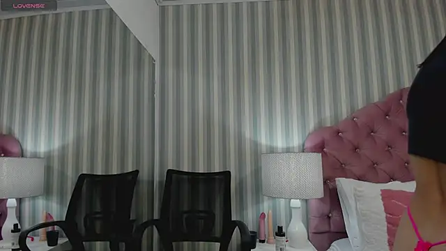 HazelMoret online show from 03/06/25, 11:58