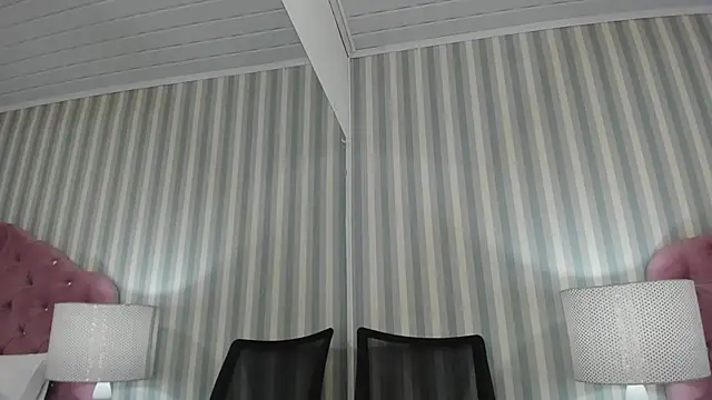 HazelMoret online show from 03/22/25, 12:14