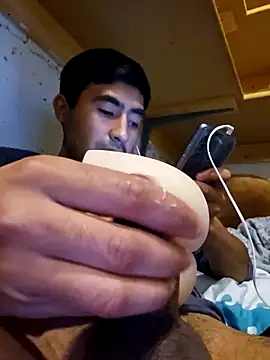 Axeltu77 online show from 04/22/26, 10:33