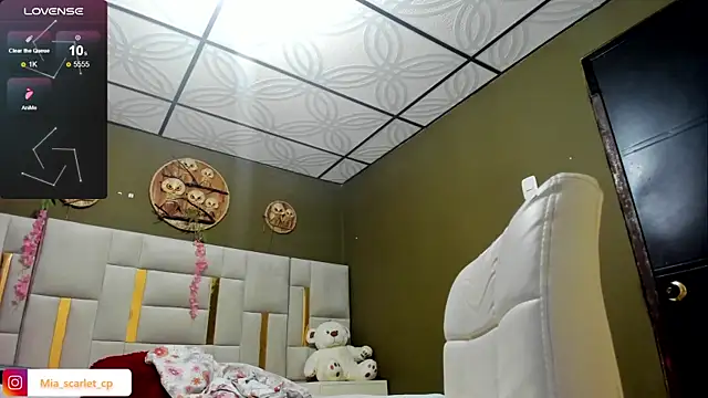 Mia scarlet69 online show from 04/06/26, 12:17