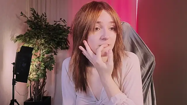 Snapshot of Rita_flame chatting on 09/28/25, 12:21 Rita flame online show from 09/28/25, 12:21