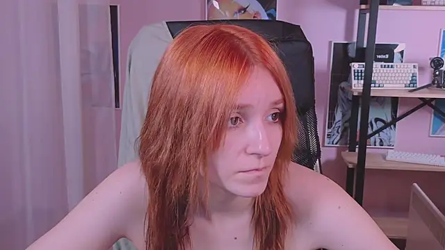 Snapshot of Rita_flame chatting on 10/28/25, 12:19 Rita flame online show from 10/28/25, 12:19