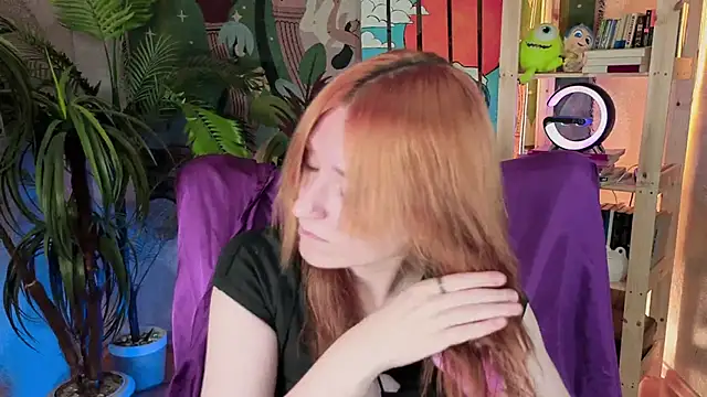 Snapshot of Rita_flame chatting on 11/15/25, 02:24 Rita flame online show from 11/15/25, 02:24