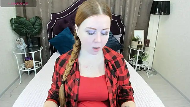 Snapshot of BettyBloom69 chatting on 12/02/24, 04:09 BettyBloom69 online show from 12/02/24, 04:09