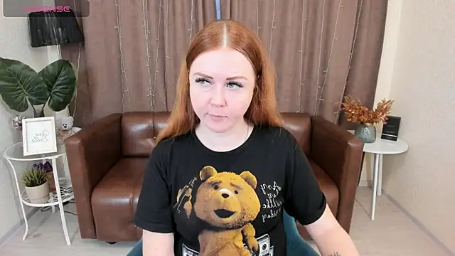 Snapshot of BettyBloom69 chatting on 01/31/25, 04:25 BettyBloom69 online show from 01/31/25, 04:25