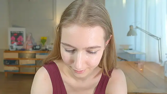 solar bella online show from 01/31/25, 02:39