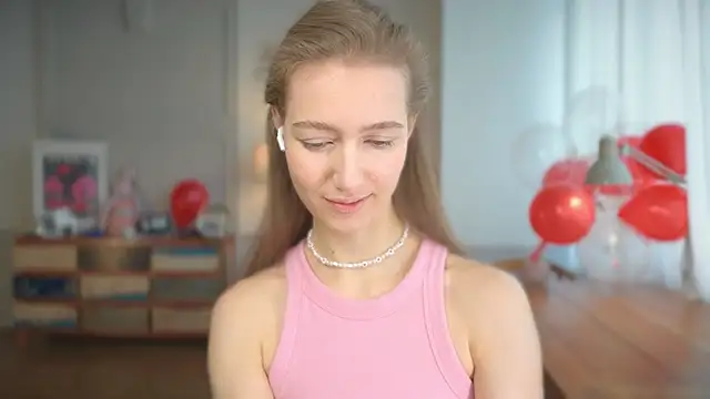 solar bella online show from 02/17/25, 09:46