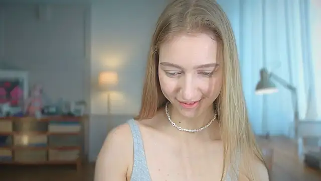 solar bella online show from 03/15/25, 07:42