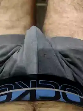 Snapshot of themostnaughtiestguyy chatting on 03/09/25, 01:37 themostnaughtiestguyy online show from 03/09/25, 01:37