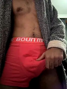 Snapshot of pxrnsenpaii chatting on 10/22/25, 08:52 pxrnsenpaii online show from 10/22/25, 08:52