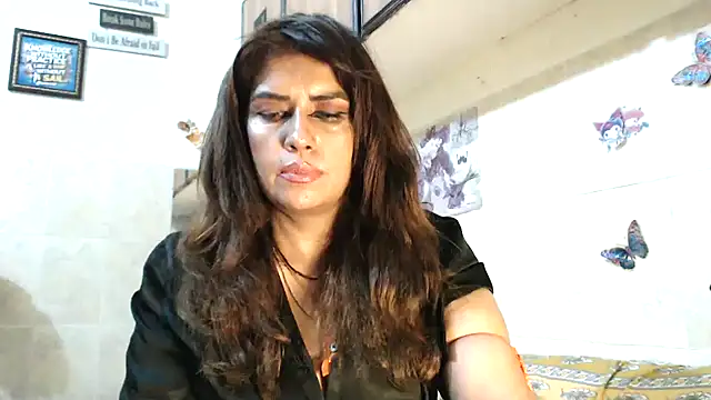 pareeti online show from 04/22/26, 03:20