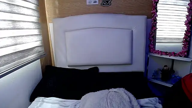 Snapshot of palmer_mIix chatting on 12/02/24, 07:05 palmer mIix online show from 12/02/24, 07:05