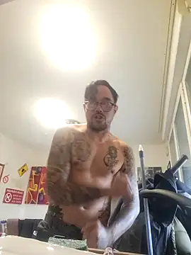 mileflav0r online show from 12/03/25, 10:35