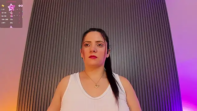Snapshot of gaby_flow chatting on 05/17/26, 01:14 gaby flow online show from 05/17/26, 01:14