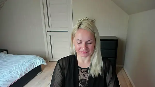 Alicee Gracee online show from 10/21/25, 06:58