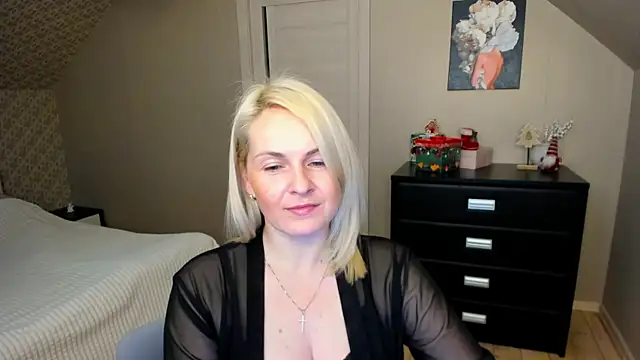 Alicee Gracee online show from 12/05/25, 08:38