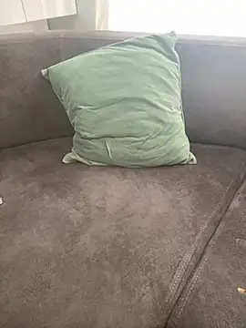 mertt3457 online show from 01/05/25, 09:37