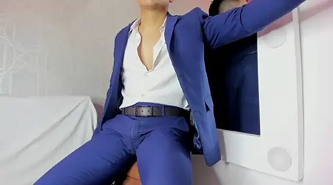 Snapshot of Lucii_fer_ chatting on 02/11/25, 05:50 Lucii fer online show from 02/11/25, 05:50