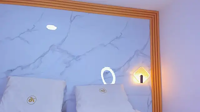 Snapshot of violetta_becker chatting on 03/17/25, 11:42 violetta becker online show from 03/17/25, 11:42