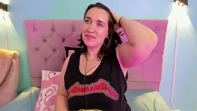 Snapshot of kyoakane chatting on 12/05/24, 03:59 kyoakane online show from 12/05/24, 03:59