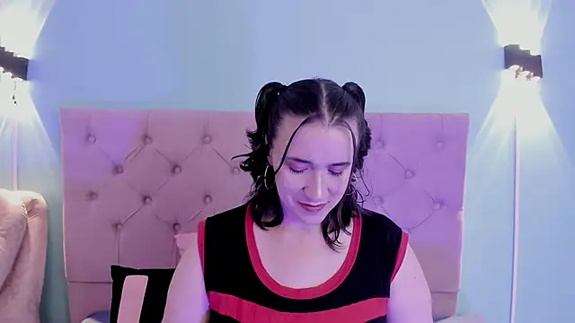 Snapshot of kyoakane chatting on 12/17/24, 02:55 kyoakane online show from 12/17/24, 02:55