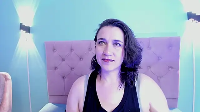 Snapshot of kyoakane chatting on 12/21/24, 04:30 kyoakane online show from 12/21/24, 04:30