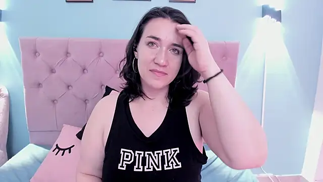 Snapshot of kyoakane chatting on 01/22/25, 07:57 kyoakane online show from 01/22/25, 07:57