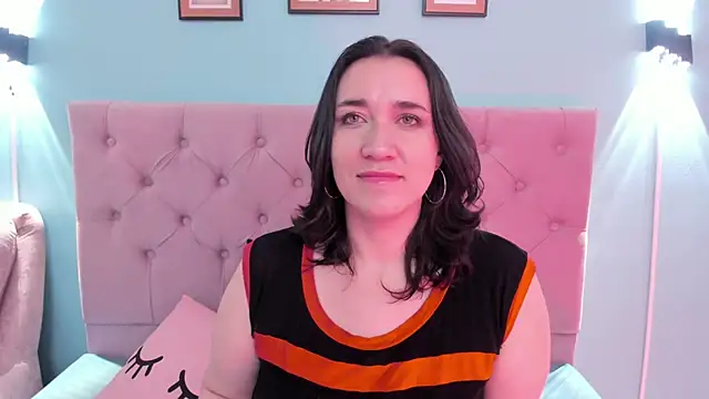 Snapshot of kyoakane chatting on 01/23/25, 07:11 kyoakane online show from 01/23/25, 07:11