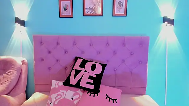 Snapshot of kyoakane chatting on 01/24/25, 03:22 kyoakane online show from 01/24/25, 03:22