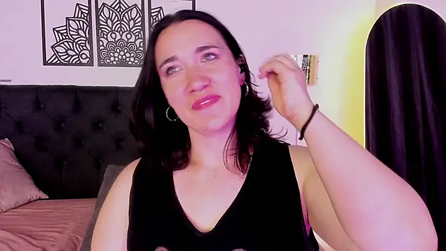 Snapshot of kyoakane chatting on 01/25/25, 09:47 kyoakane online show from 01/25/25, 09:47