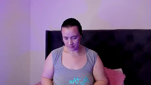 Snapshot of kyoakane chatting on 02/12/25, 02:56 kyoakane online show from 02/12/25, 02:56