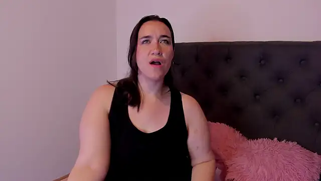 Snapshot of kyoakane chatting on 02/13/25, 06:30 kyoakane online show from 02/13/25, 06:30