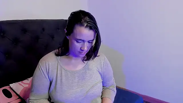 Snapshot of kyoakane chatting on 02/23/25, 06:49 kyoakane online show from 02/23/25, 06:49