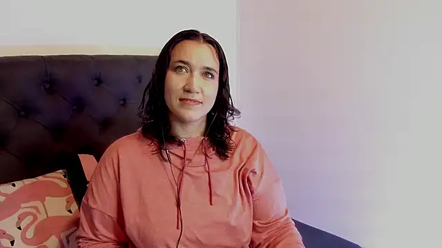 Snapshot of kyoakane chatting on 02/25/25, 03:52 kyoakane online show from 02/25/25, 03:52