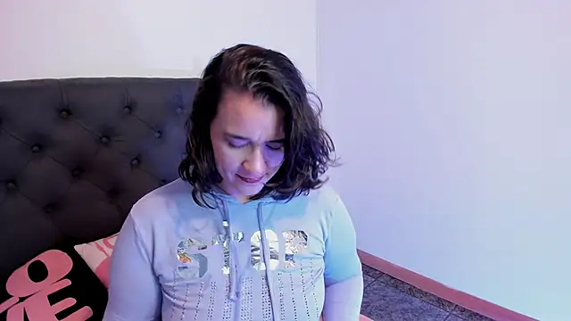 Snapshot of kyoakane chatting on 03/15/25, 06:58 kyoakane online show from 03/15/25, 06:58