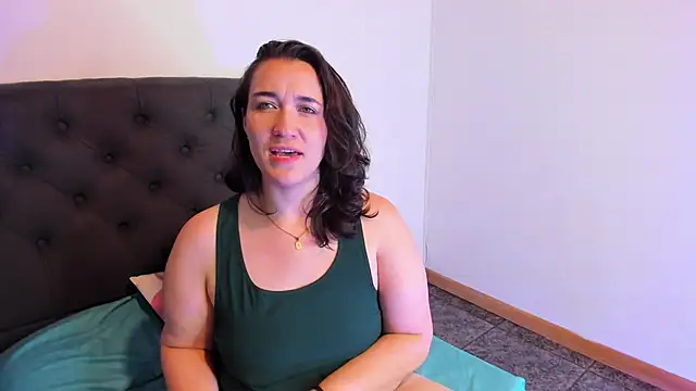 Snapshot of kyoakane chatting on 03/18/25, 06:25 kyoakane online show from 03/18/25, 06:25