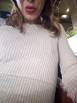 Snapshot of beaverwoman chatting on 02/20/26, 03:34 beaverwoman online show from 02/20/26, 03:34