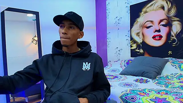 Snapshot of alejandro_king1 chatting on 02/20/25, 12:47 alejandro king1 online show from 02/20/25, 12:47