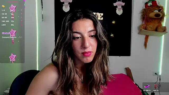 Snapshot of queen-natty chatting on 12/06/24, 06:48 queen-natty online show from 12/06/24, 06:48