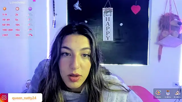 Snapshot of queen-natty chatting on 01/17/25, 01:24 queen-natty online show from 01/17/25, 01:24