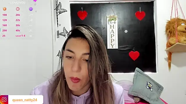 Snapshot of queen-natty chatting on 01/23/25, 02:28 queen-natty online show from 01/23/25, 02:28