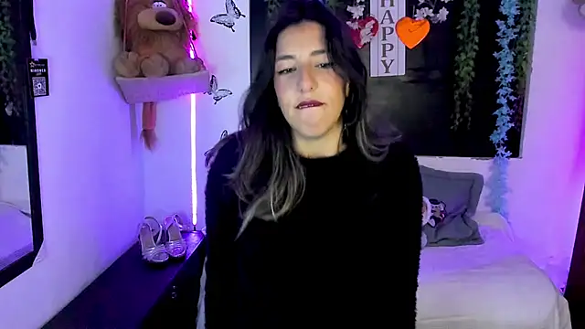 Snapshot of queen-natty chatting on 02/13/26, 02:29 queen-natty online show from 02/13/26, 02:29