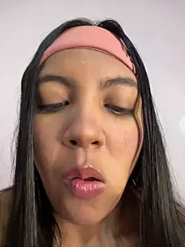 nicole fisherr online show from 06/15/26, 02:14