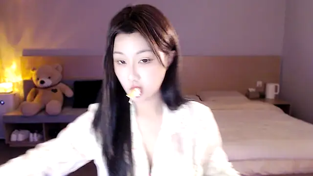 Lucky-baby online show from 12/14/24, 03:25