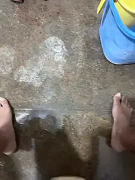 Snapshot of Rahulroy96 chatting on 01/28/25, 03:25 Rahulroy96 online show from 01/28/25, 03:25