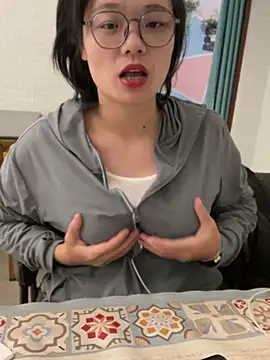 Snapshot of Bella0815 chatting on 01/21/25, 07:26 Bella0815 online show from 01/21/25, 07:26