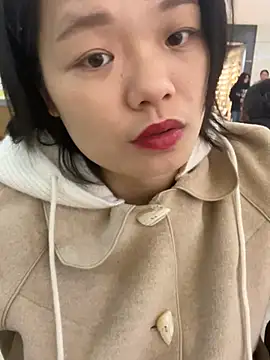 Snapshot of Bella0815 chatting on 02/19/25, 07:39 Bella0815 online show from 02/19/25, 07:39